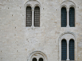 Detalle de la catedral de Bari en Puglia Italia