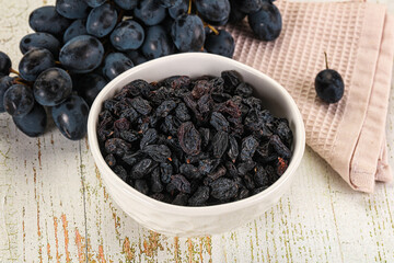 Dry ripe sweet blue raisin