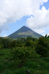 Fototapeta premium La Fortuna, Costa Rica - November 20, 2024 - walk around the Arenal volcano with breathtaking views in Provincia de Alajuela 