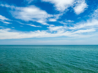 Obraz premium Landscape beautiful summer panorama wide horizon look viewpoint shore open sea beach cloud clean and blue sky background calm nature ocean wave water nobody travel at thailand chonburi sun day time