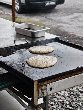 Indulge in the Authentic Taste of Lempeng