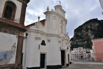 Fototapeta premium Atrani - Scorcio della Chiesa di Santa Maria Maddalena dal sagrato