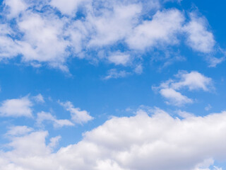 1月の青空と白い雲213