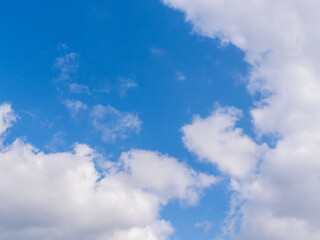 1月の青空と白い雲233