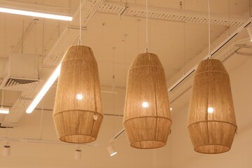 Discover the charm of elegant pendant lights that enhance contemporary interior design spaces