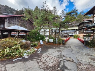 冬の四万温泉の風景　積善館