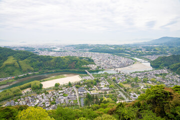 岩国の城下町、錦川の河岸、山口県、日本、5月