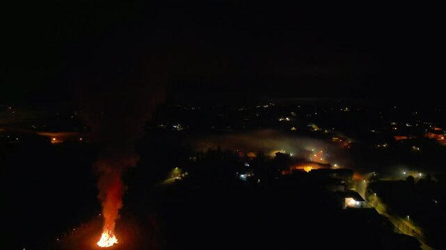 
109 / 5.000
Epiphany Night. Traditional Epiphany Fireworks in Friuli and Fireworks Show. Cassacco
