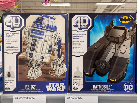 Star Wars R2-D2 and Batmobile 4D Puzzle Set