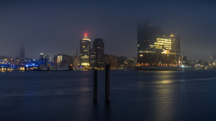 Fototapeta premium sleeping harbour - schlafender Hafen