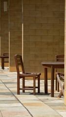 椅子とテーブル