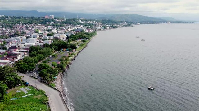 The atmosphere of the city of Parepare at the beginning of 2025 in the mid-afternoon.
Parepare, South Sulawesi Indonesia.
January 25 2025