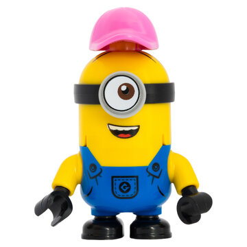 Dortmund - Deutschland 19. Januar 2025 Lego Figur Minion Mel mit Kappe - Studio Aufnahme