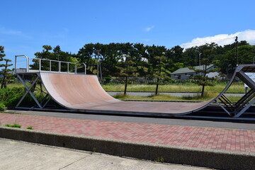 スケートボード練習場