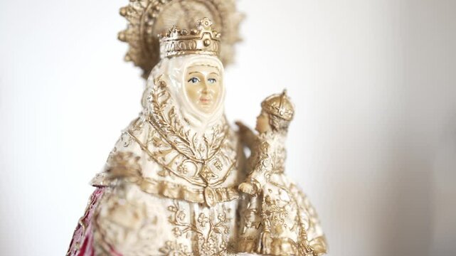 Virgin statue with child