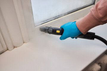 Efficient Steam Cleaning of Windows Utilizing Specialized Professional Equipment and Tools