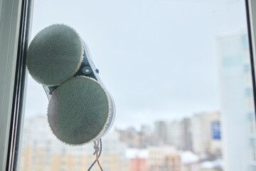 Introducing an Innovative Window Cleaning Gadget Designed Specifically for Urban Living Spaces