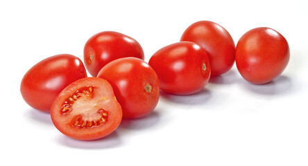 Pomidory podłużne na białym tle © Jolaya