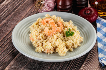 Gourmet risotto with prawn and cheese