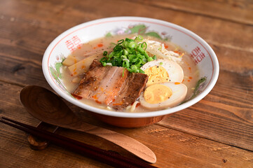 豚骨ラーメン
