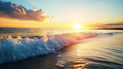 Fototapeta premium Golden Sunset Over Ocean Waves: A Serene Coastal Scene