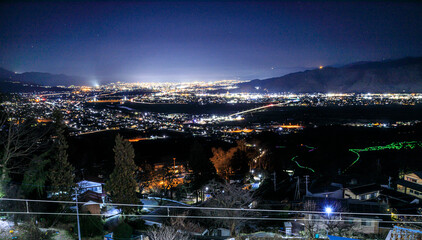 Fototapeta premium スイッチバックで有名なJR姨捨駅の冬の夜景