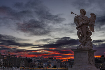 Fototapeta premium Angel at sunset