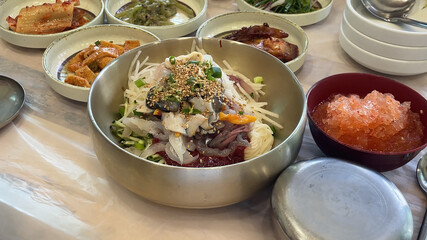 K-food 대한민국 한국 전복 물회 해산물 여름음식 시원한메뉴 경상도음식