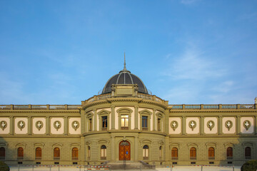 Obraz premium Sunset view of city of Geneva, Switzerland