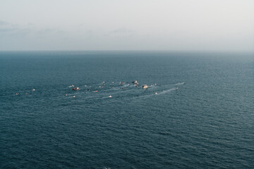 Conjunto de barcos navegando por el mar, Almería