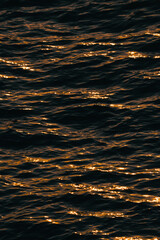 Textura de la superficie del agua de mar, olas del mar 