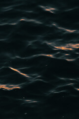 Textura de la superficie del agua de mar, olas del mar 