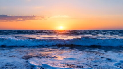 Obraz premium Tranquil Sunset Seascape with Crashing Waves and Serene Horizon