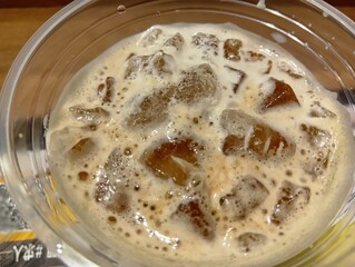 This is a type of Japanese food called washoku. It's healthy and perfect for dieting. It's also popular among foreigners.