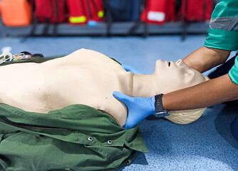 training manual inline stabilization protect cervical injury with dummy