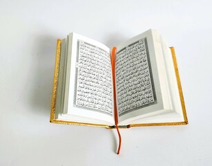 Obraz premium The Koran (Quran) is open with Arabic text ready to be read, good for the atmosphere of Ramadan and Islamic life