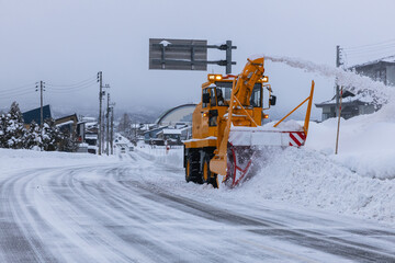 ロータリ除雪車