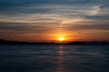 Naklejka premium 三河西浦海岸の日の出