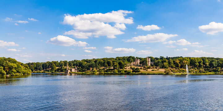 Germany, Brandenburg, Potsdam, Babelsberg, Havel, Park Babelsberg and Babelsberg Castle