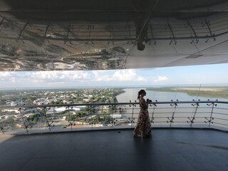 Naklejka premium mulher no mirante Mirante Edileusa Lóz, Boa Vista, roraima