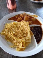 Roti jala is a favorite food in Malaysia originating from Johor, also found in ASEAN countries such as the Malay Peninsula, Riau Islands and Sumatra