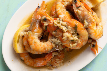 spanish garlic shrimp tapas