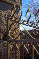 Corazones en reja de hierro forjado