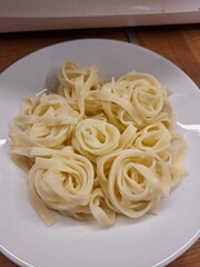 spaghetti with sauce