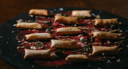 Carpaccio with toast