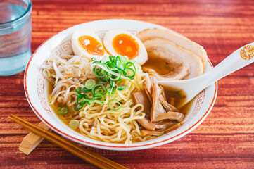 醤油ラーメン