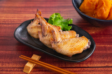 手羽先の塩焼き