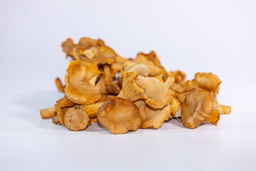 Close-up view of freeze-dried chanterelle mushrooms with their distinct golden color and wavy edges. Perfect for culinary or natural ingredient concepts.