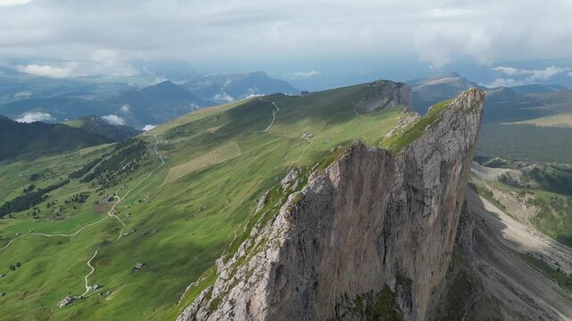 Seceda Ridgeline in Dolomiti