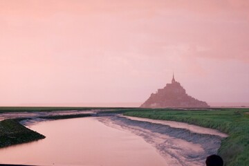Obraz premium pink mont saint michel